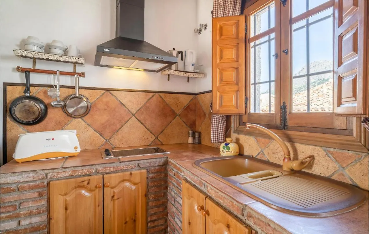 1 Bedroom Awesome Apartment In Mondron